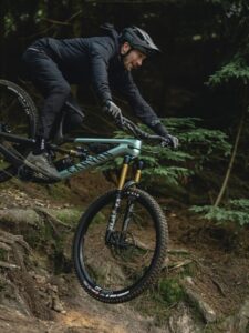 Read more about the article Biciklistička istorija ekstremizma